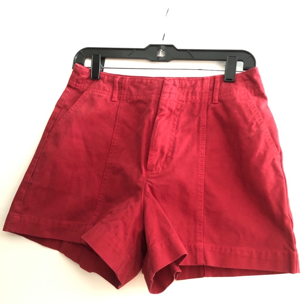 New Universal Thread Red High-Waist Casual Shorts Women’s Size 6